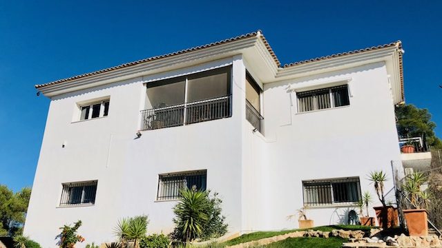 Villa Villena voorgevel