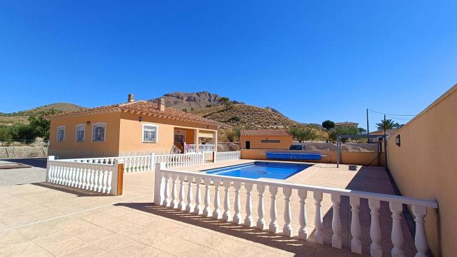 resale-villa-macisvenda_108138_xl