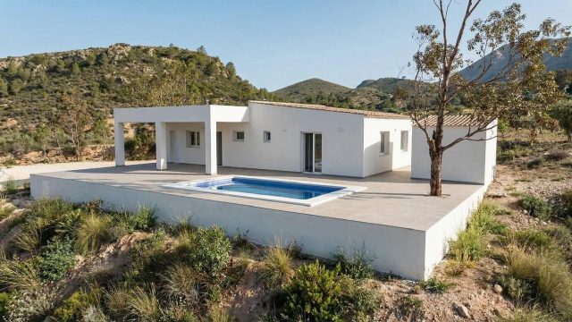 Villa entièrement rénovée à vendre près de Hondon de las Nieves