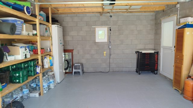 60. garage 1