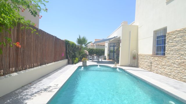 Magnifique villa avec 4 chambres et piscine à Fortuna