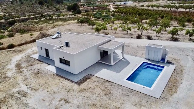 Villa prête à emménager a vendre à Macisvenda